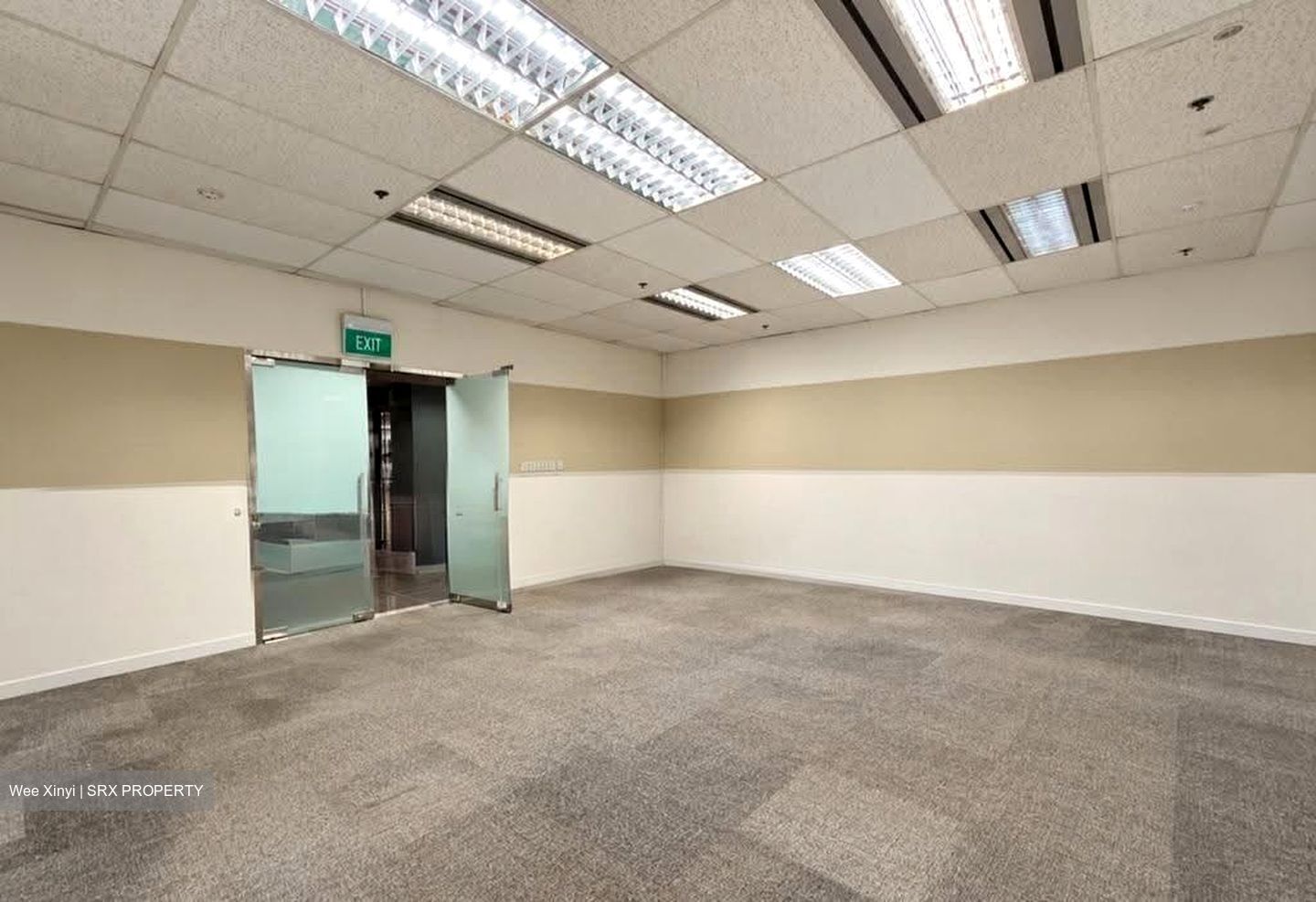 John Hancock Tower (D1), Office #626854631